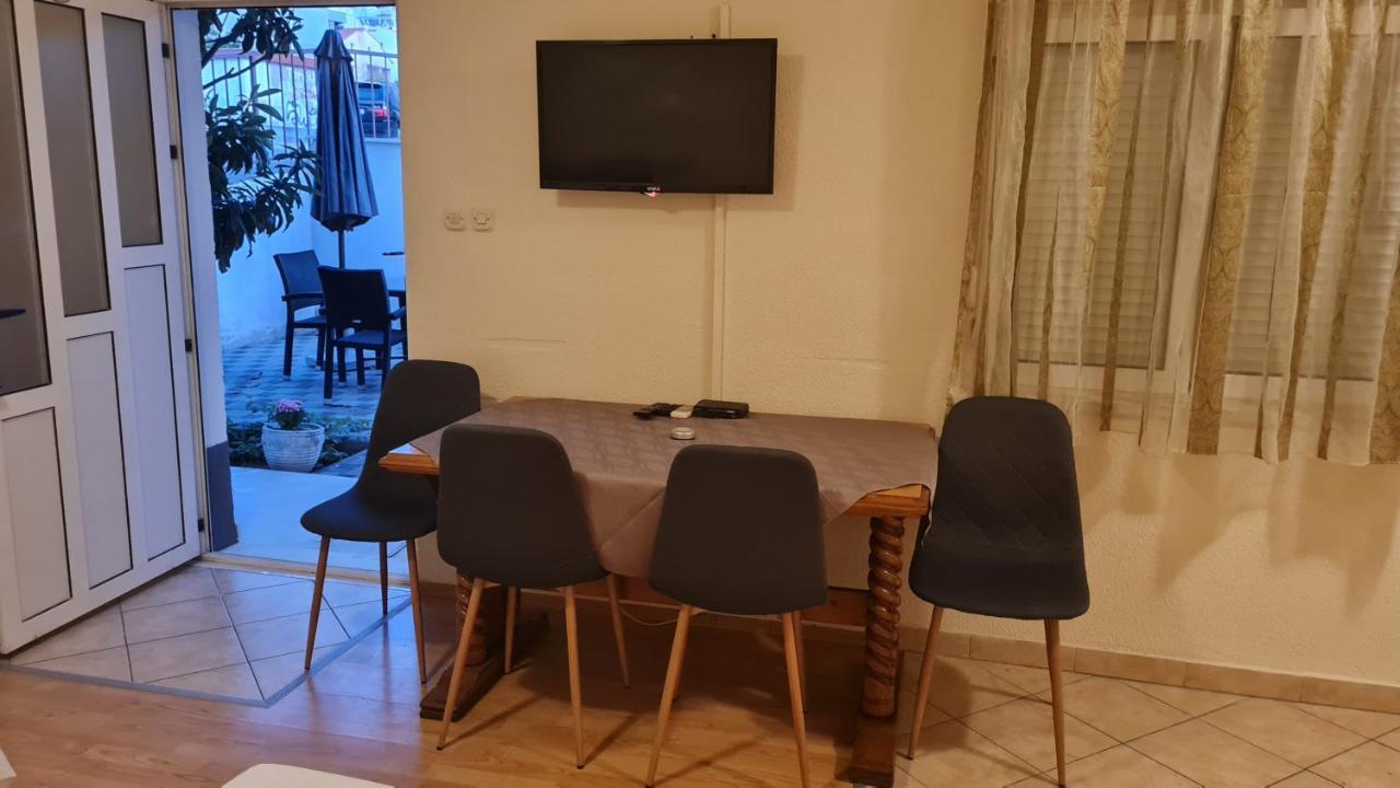 Apartments Prizmic Подстрана Экстерьер фото