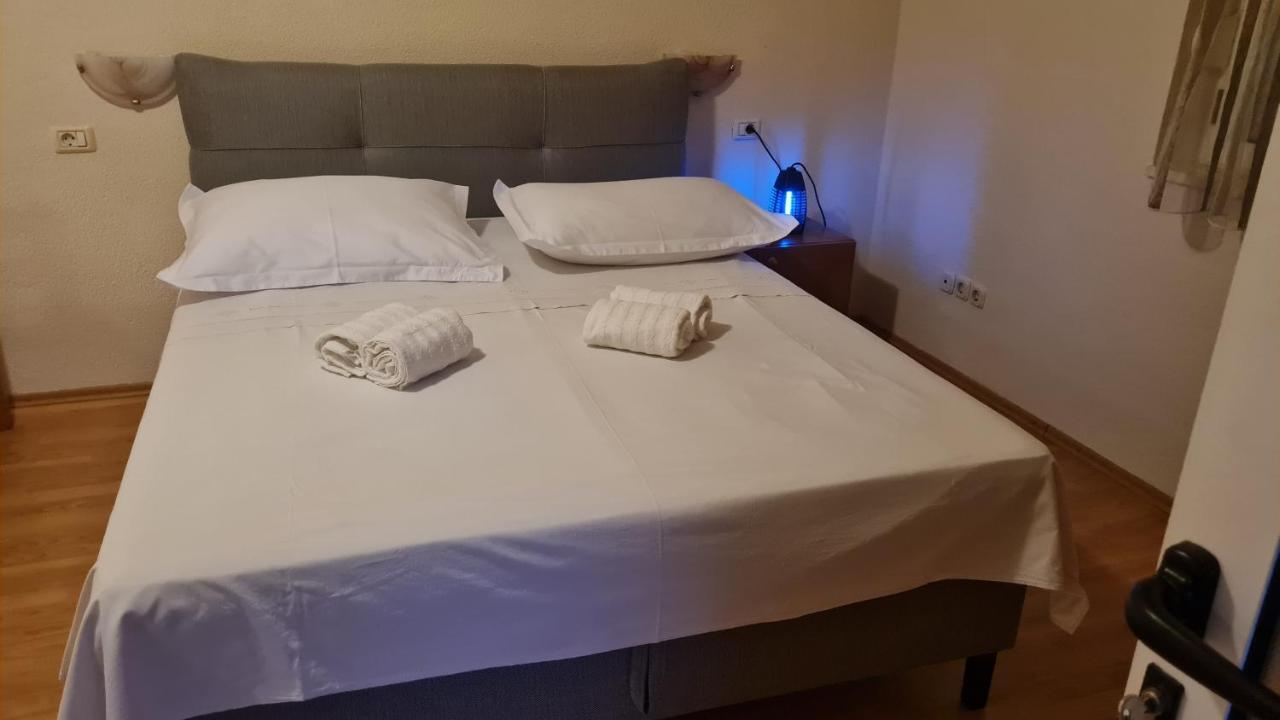 Apartments Prizmic Подстрана Экстерьер фото